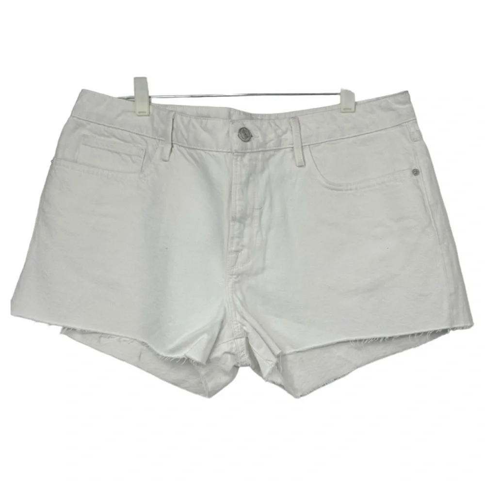 FRAME Le Grand Garçon White High Rise Denim Shorts Raw‎ Hem Size 32 NWOT